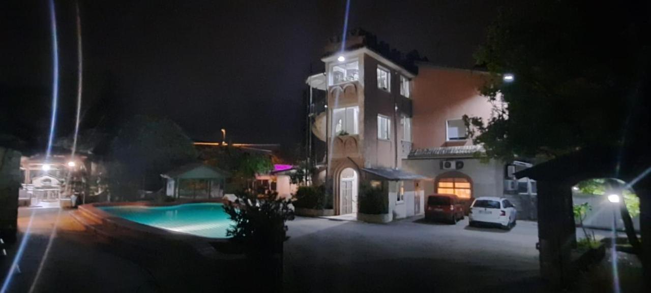 Parco Sogni D'Oro Aparthotel Montella Luaran gambar