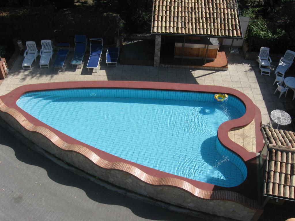 Parco Sogni D'Oro Aparthotel Montella Bilik gambar